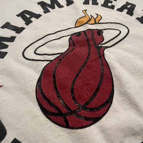 Vintage Miami Heat Shirt - Picture 3 of 5